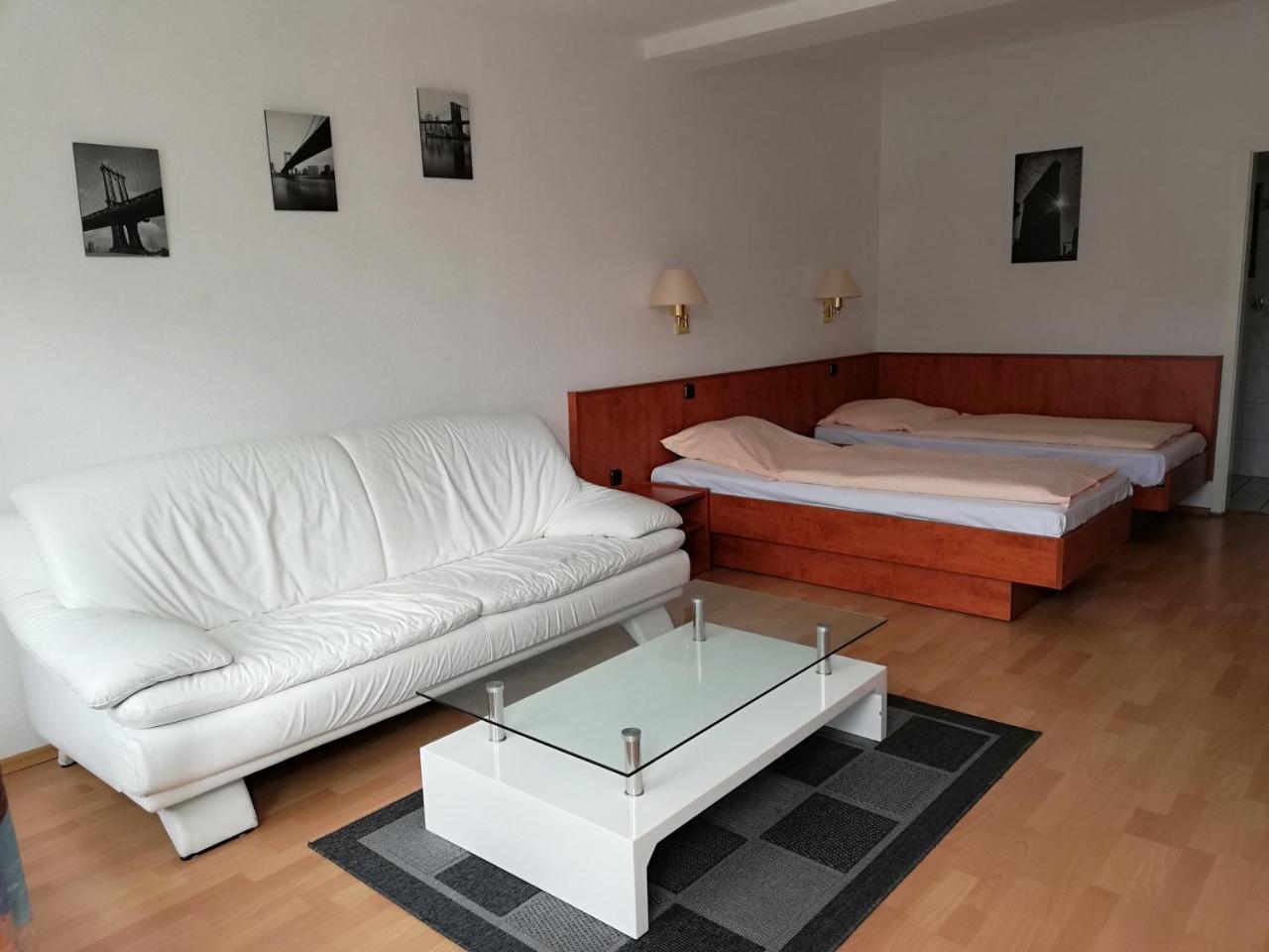 Hotel Dorfschaenke Büdelsdorf Zewnętrze zdjęcie