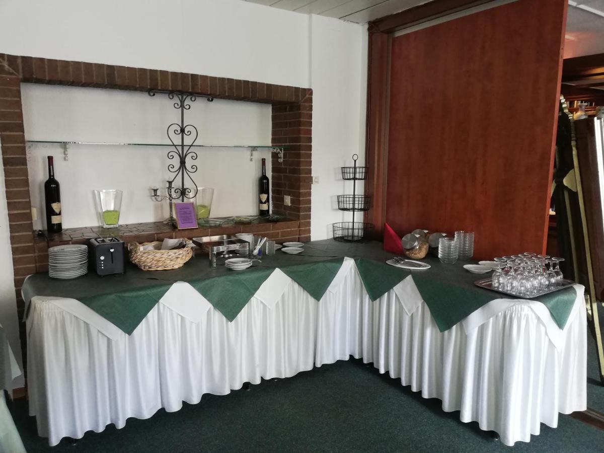 Hotel Dorfschaenke Büdelsdorf Zewnętrze zdjęcie